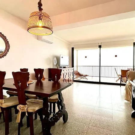 With Spectacular Views *