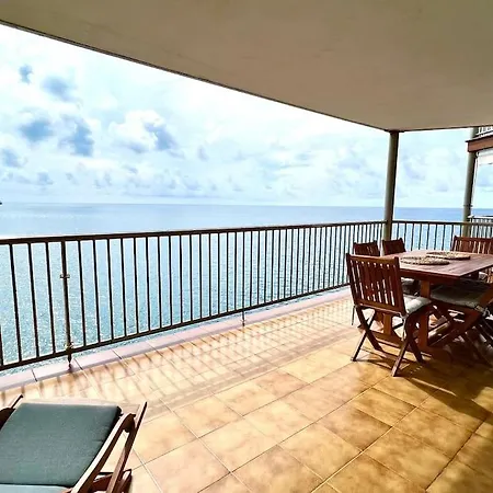 With Spectacular Views Apartment